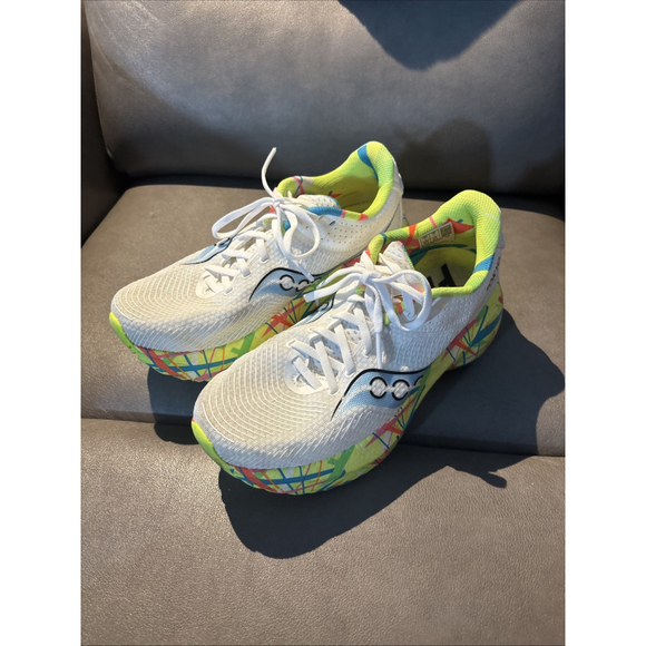 Saucony Shoes - GUC Women’s Saucony Kinvara Pro Tokyo S10847-07 Running Shoes Sz 9 40.5 EU